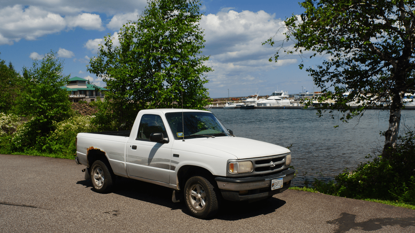 Mazda b2300