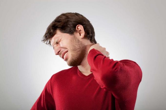 How to Relieve Neck Pain From Sleeping