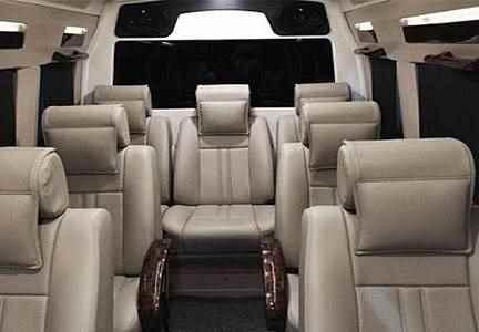 9 Seater Tempo Traveller on Rent | 9 Seater Tempo Traveller Outstation