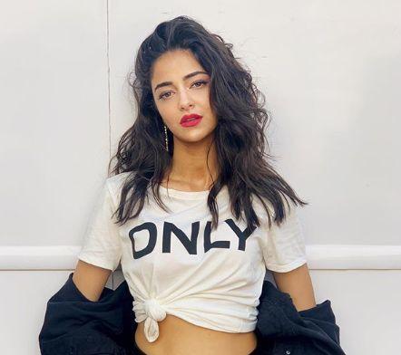 Ananya Pandey Biography wiki - Age, Father, Height, Insta, Mother, affairs