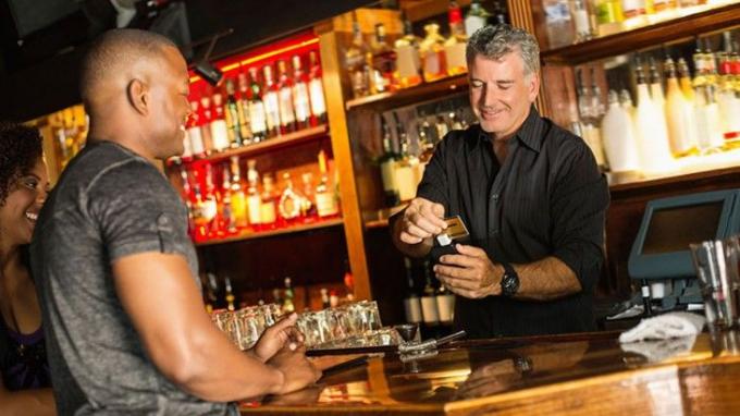 U.K. Bartending Licence Requirements