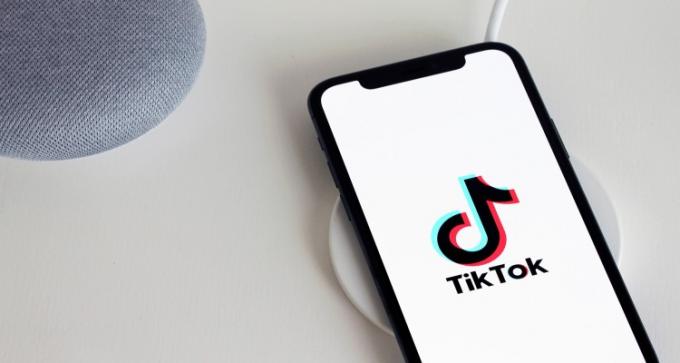 Cara Memasukkan Kode Undangan TikTok (2 Metode) Update