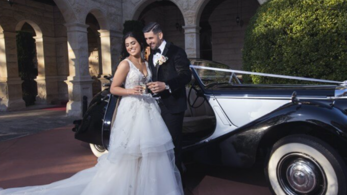 Why Should You Hire a Rolls Royce on Your Wedding Day? 