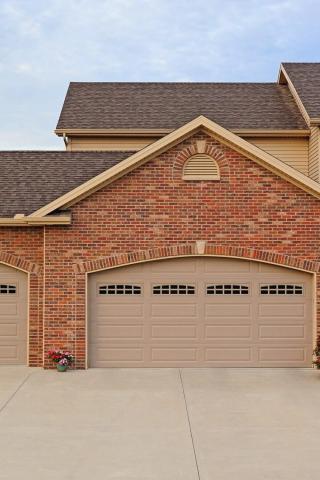 Garage Door Lubrication in Orlando