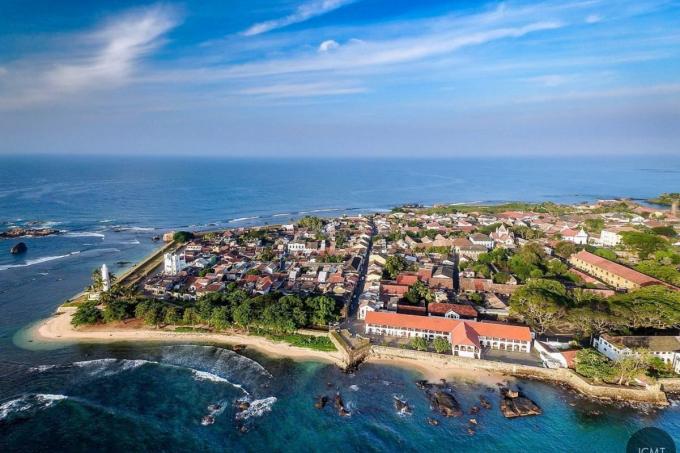  Exploring Galle Fort, Sri Lanka | Travel Blogs | akshat-blogs