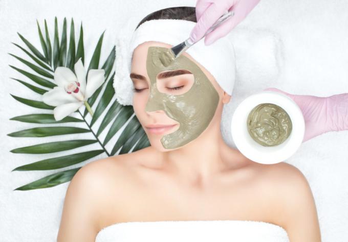 8 Reasons Why Your Skin Will Love Regular Facials 