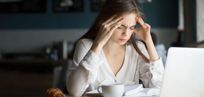 Migraine Headaches- Symptoms, Causes and Treatment 