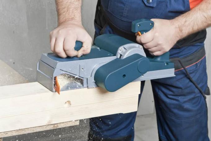 Safety Tips Of Electric Wood Planer