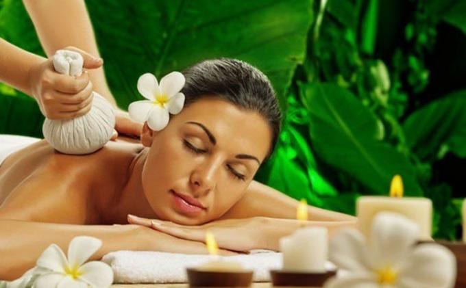 Full Body Massage Parlour in Delhi