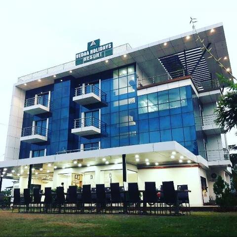 Hotels In Sindhudurg Near Beach