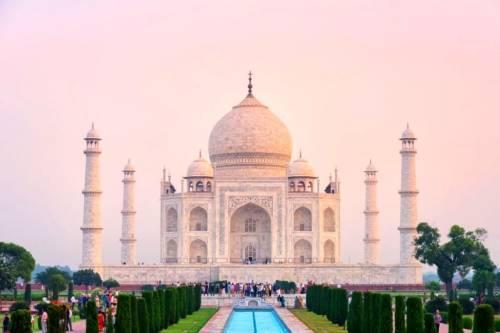 Taj Mahal Tour From Delhi By Car