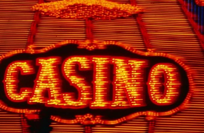 Live Casinos vs Online Casinos: Which One Is Better? | JeetWin Blog