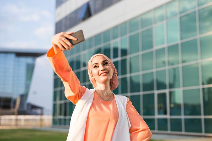 Malaysian Fashion Bloggers Advertise Success on Instagram