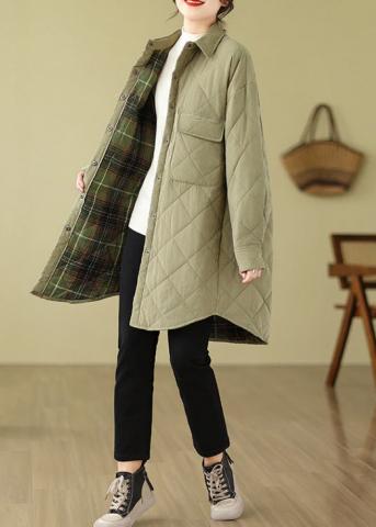 Parka vert armée confortable avec poches surdimensionnées