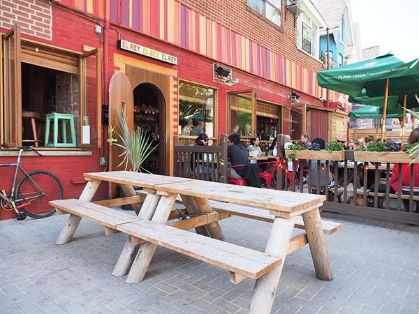 Restaurant Advertising Toronto - Choosing the right Professionals