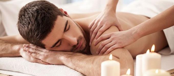 Female to Male Massage Parlour in Delhi