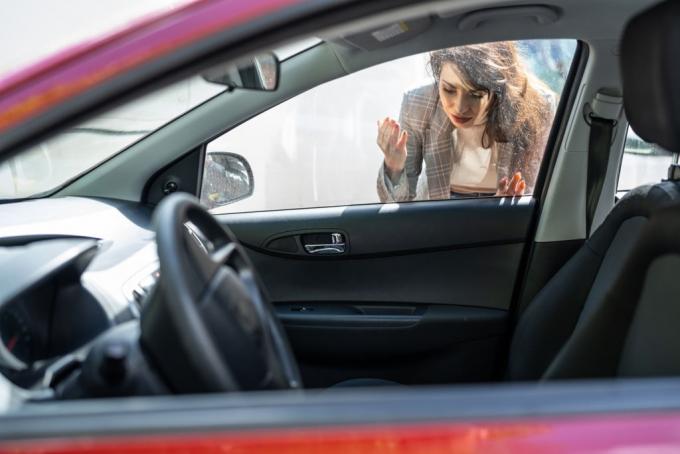 Get professional assistance for cars locked out in North London