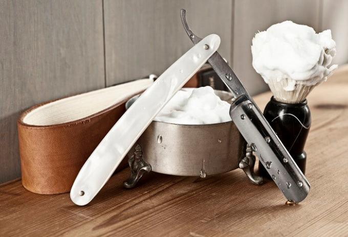 What to look for in a shaving kit?