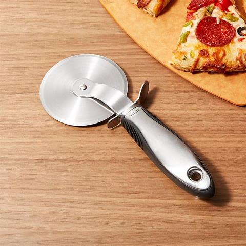 What to know about pizza cutter 