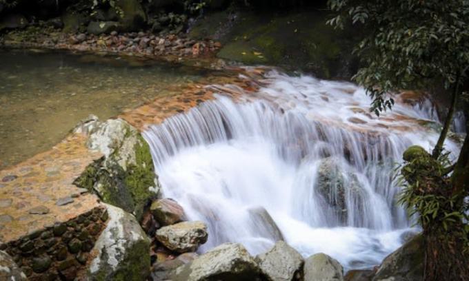 Wisata alam Lembah Tepus di Bogor yang cantik alami