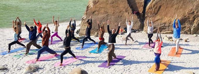Yoga Retreats in India - Chandra Yoga international
