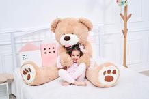 BlogGang.com : : สมาชิกหมายเลข 7442447 : The Benefits of Giving Your Child a Giant Teddy Bear on Their Birthday