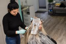 How To Select the Perfect Salon for Olaplex Hair Treatment