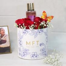 Online Flower Delivery in Delhi | Send Flowers Bouquet - MyFlowerTree