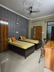 Boys PG in Sector 126 Noida | PG near HCL & Amity University