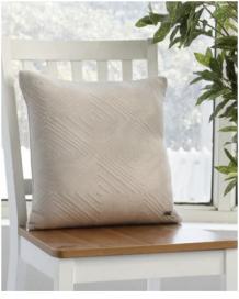 5 Neutral Cushion Covers for your LivingRoom at pluchi.com