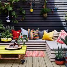 DIY Pallet Furniture Ideas