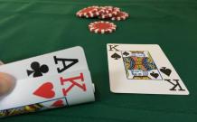 Five reasons why you need to master online Poker before hitting the real Casino 