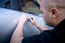 Auto Locksmith North London can help you remove broken keys