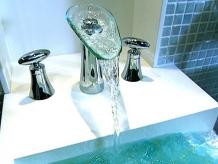 Bathroom Sink Faucets Come In All Types Of Different Styles 