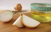 Does Onion Juice Regrow Hair? How Does It Work?