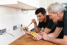 Why you should hire Bristol Electricians for necessary maintenance?