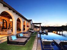 Design and build luxury custom homes in Marble Falls. 