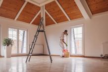 Fill in cracks and holes with the help of house painters in Mississauga