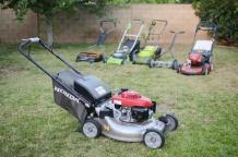 How to Operate a Lawn Mower 