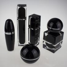 Who Can Provide You Cosmetic Packaging At Wholesale?