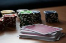 5 Tips on How to Maintain a Poker Face | JeetWin Blog