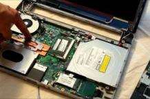 Top 7 Features Laptop Repair Specialist Must Have for Good Service