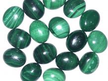 Get Super Silky and Translucent Green Malachite from Kiran Gems &#8211; Labradorite | opal | lapis lazuli | Heart shape