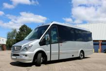 Share4all &raquo; 5 reasons why you should use the services of a minibus hire in Leeds