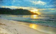 Wisata pantai Sendiki, mitos dan pesona indah yang tersembunyi di Malang