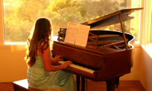 10 Most Common Mistakes While Learning Piano | NewsAllow