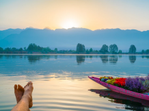 The Important Factors To Consider While Booking A Hotel In Kashmir