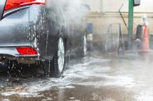 How do waterless car wash in Surrey remove filth and grime?