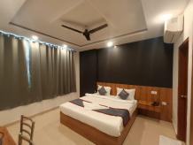 Top Hotels In Gomti Nagar Lucknow | Best Couple Friendly Hotel In Gomti Nagar