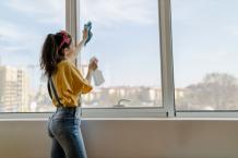 Hire Professionals for window washing in Richmond Hill